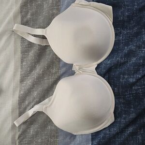 BALI 40 DD white underwire bra